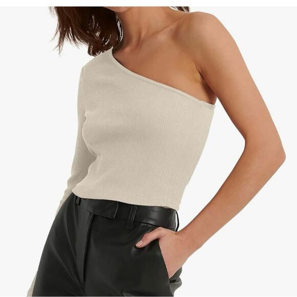 NWOT Cream One Shoulder Asymmetrical Long Sleeve Rib knit Top size Medium - Picture 3 of 7